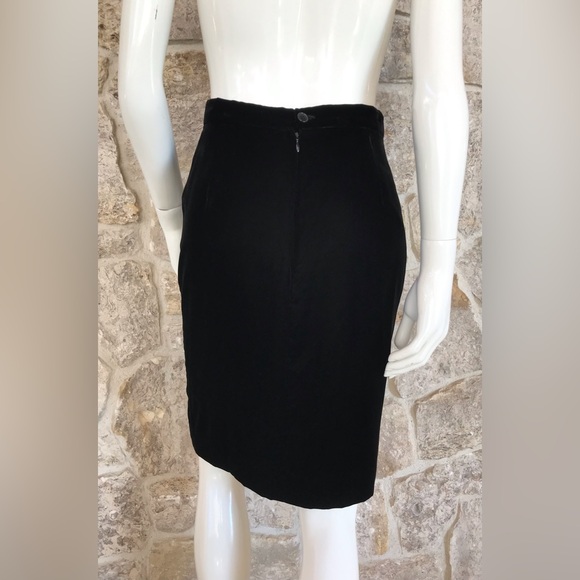 Vintage 1990s Calvin Klein Super Soft Black Velvet Skirt Suit Minimalist Classic - Picture 10 of 16
